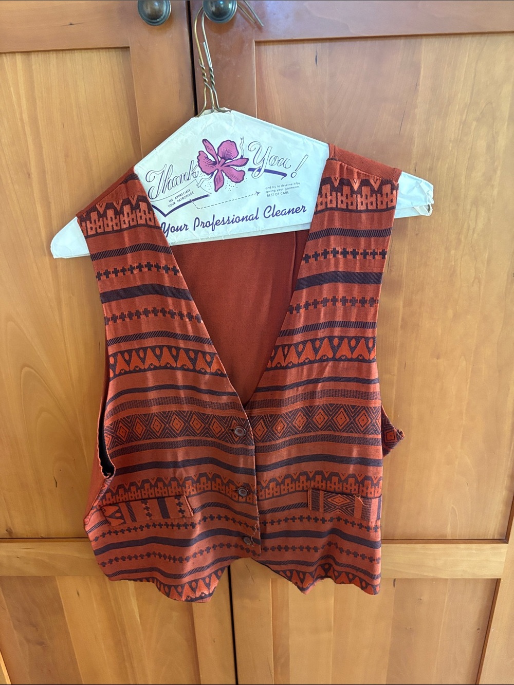 Rust Patterned V-Neck Women's Vest